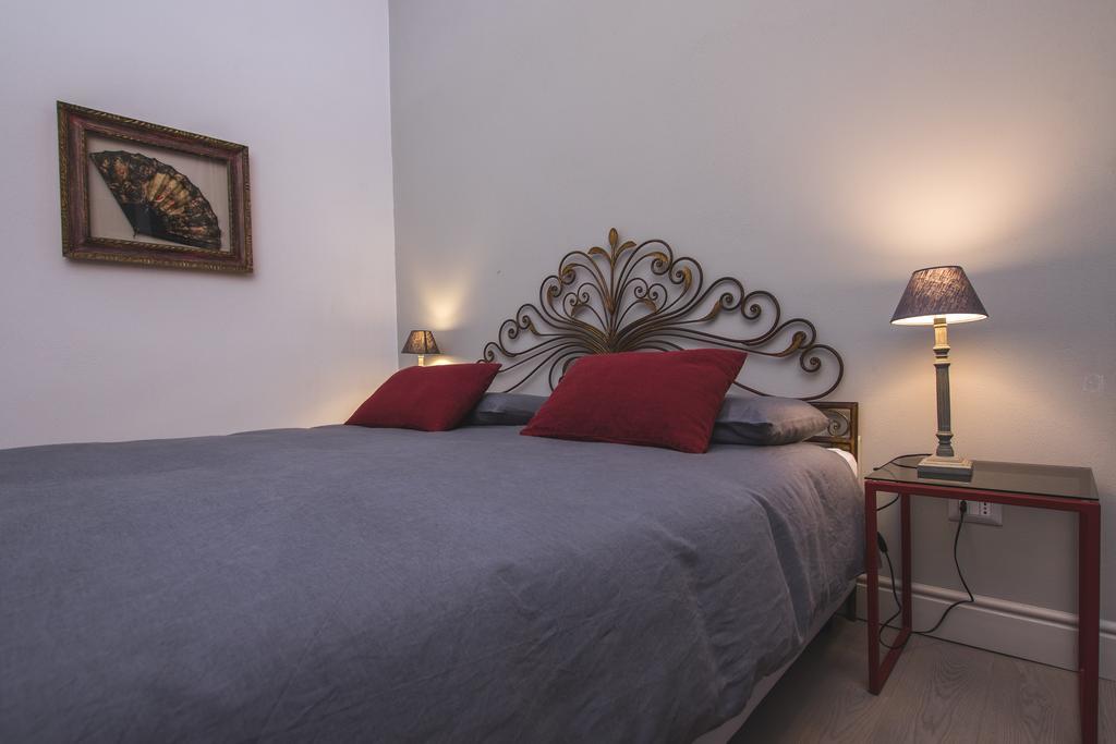 3 Rooms Guest House Chiavari Bagian luar foto